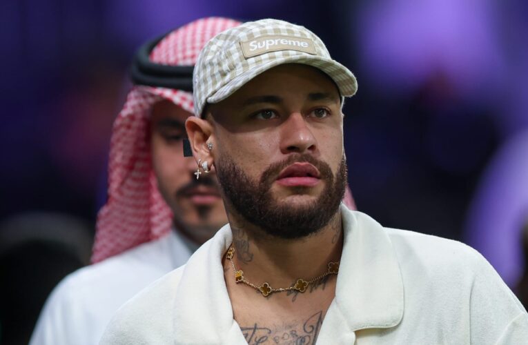 نيمار يظهر بالثوب السعودي.. وهذا ما قاله عن استضافة المملكة لكأس العالم 2034
