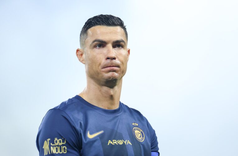 السعودية.. احتفاء رونالدو بذكرى تأسيس نادي النصر يشعل تفاعلاً