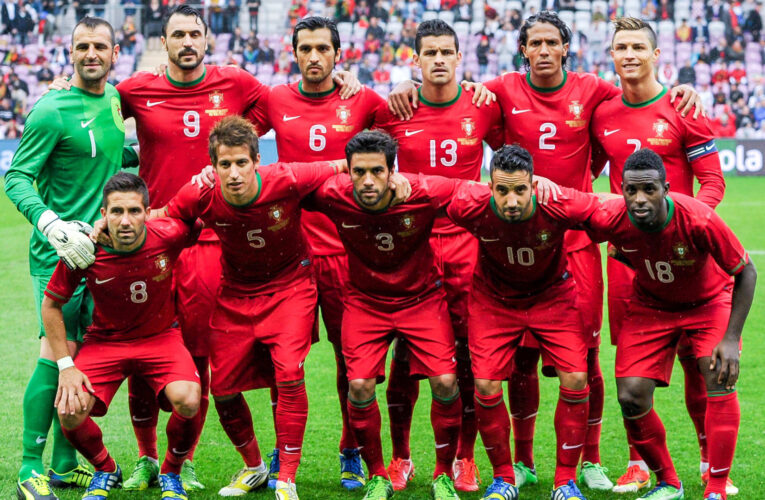 تفاعل على فيديو خروج رونالدو ودخول مدرب مانشستر يونايتد كبديل في مباراة قديمة للبرتغال