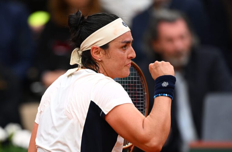 أنس جابر تحضر مباراة النصر والهلال.. ولقطة مع رونالدو تشعل تفاعلاً