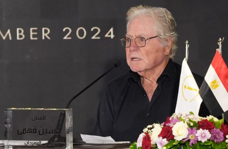حسين فهمي يعلن عن فعاليات الدورة الـ45 من مهرجان القاهرة السينمائي الدولي