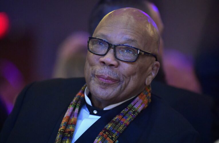 وفاة كوينسي جونز.. عملاق الموسيقى وأيقونة الترفيه عن عمر 91 عاماً