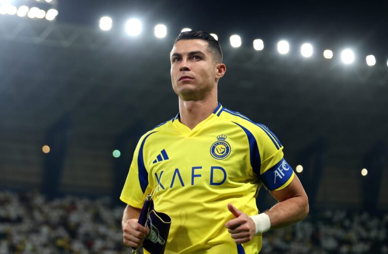 تداول فيديو يظهر ما فعله رونالدو عند استبداله في مباراة النصر والعين