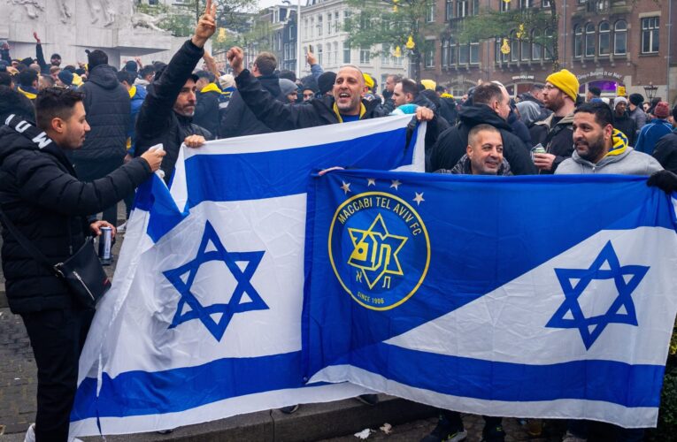 إسرائيل: مشجعو كرة قدم إسرائيليون تعرضوا للاعتداء في أمستردام
