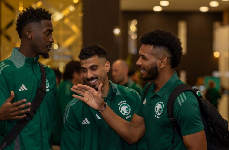 بعد شجارهما في مباراة بالدوري.. ماذا فعل علي البليهي مع لاعب الاتفاق عند التحاقهما بالمنتخب السعودي؟