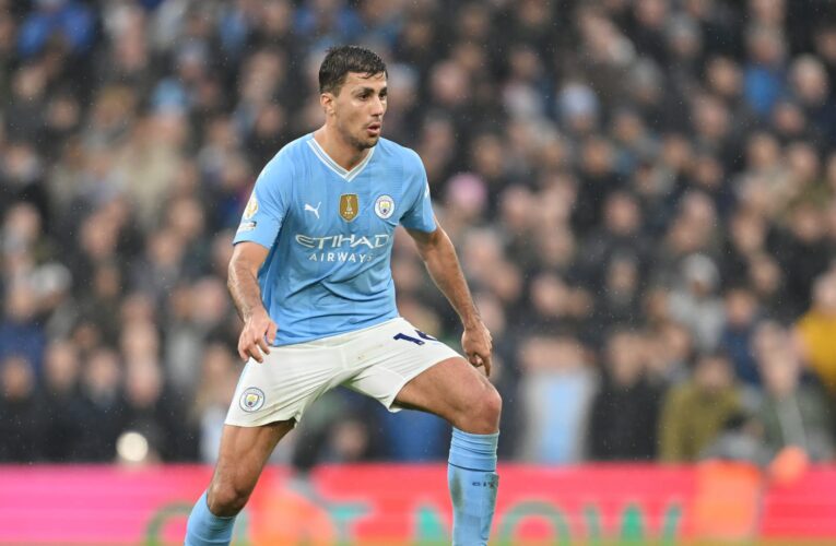 رودري يعلق على مستقبله.. ويكشف موقفه من مقاطعة فينيسيوس لحفل الكرة الذهبية