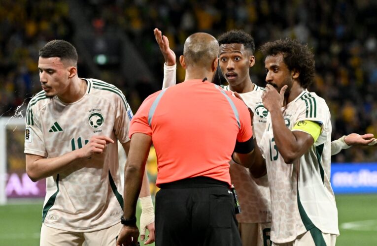 السعودية وأستراليا.. قرار تحكيمي يثير جدلا واسعا بعد إلغاء هدف لـ”الأخضر”