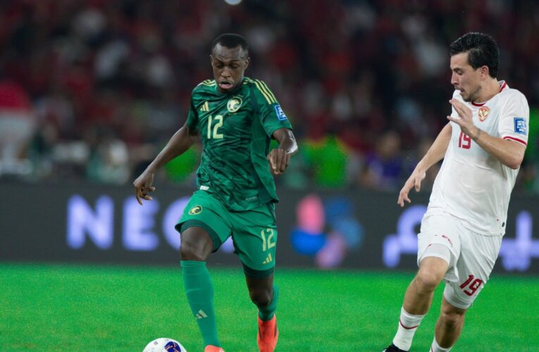 تداول فيديو لما فعله سعود عبد الحميد بعد خسارة السعودية من إندونيسيا