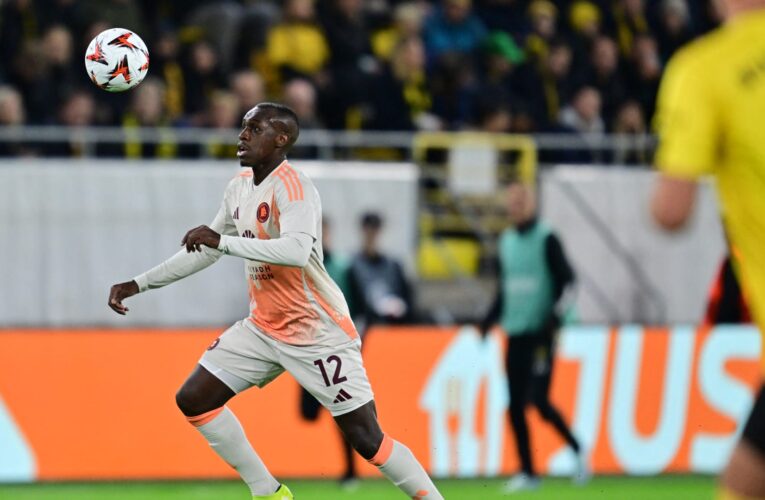 هل كان للاتحاد السعودي دور في تحديد قيمة ومدة عقود اللاعبين المحترفين بالخارج؟ ياسر المسحل يوضّح