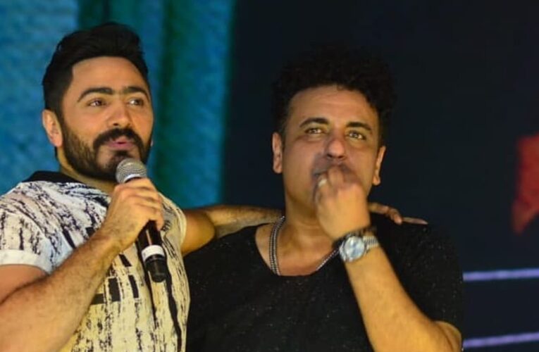 تامر حسني يشارك فيديو مؤثر مع صديق عمره الراحل محمد رحيم