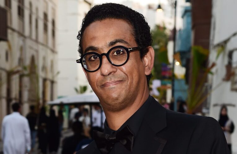 مروان حامد يتحدث عمّا “يثير الاهتمام” في فيلم “الست” ويشيد بمنى زكي