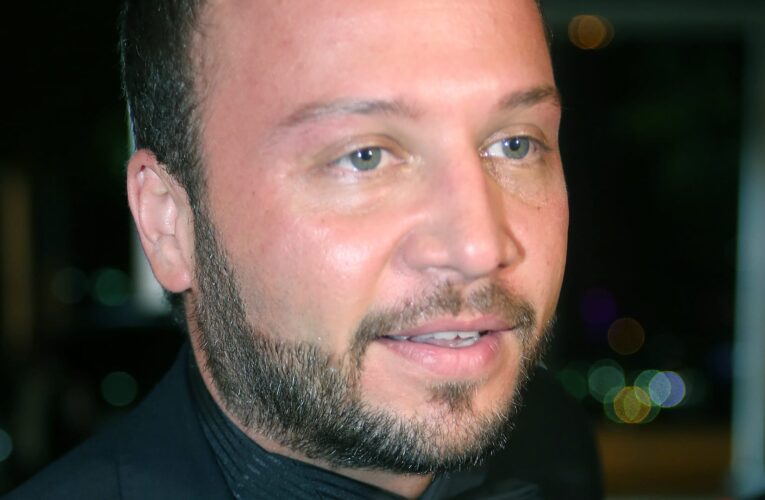 مكسيم خليل في سوريا.. “الجنرال عاد مبتسمًا”