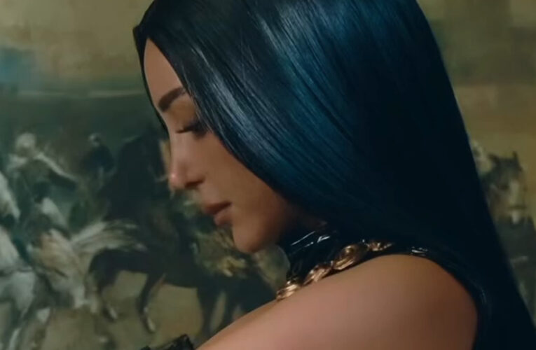 بسمة بوسيل بإطلالة جديدة كليًا: “حبيت أنكد عليكوا”