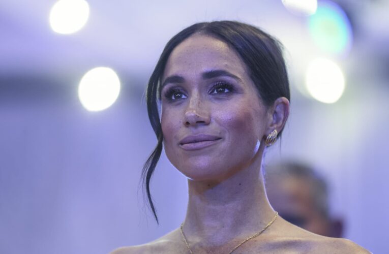 يظهر في مسلسلها القادم.. ميغان ماركل تنعي كلبها “المحبوب”