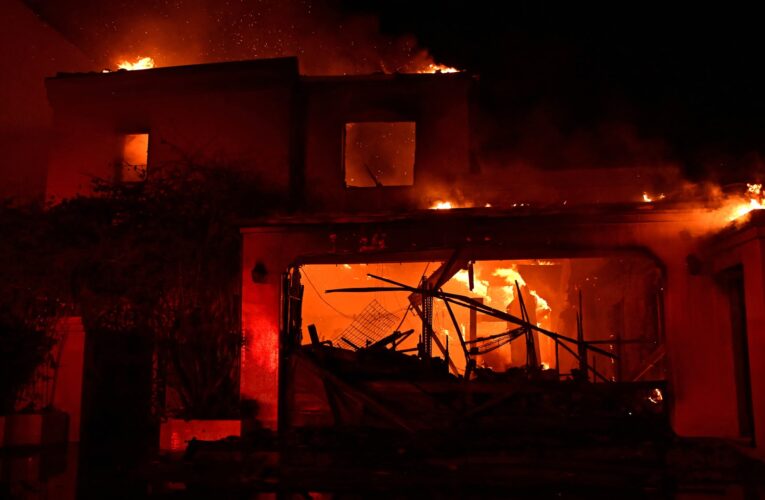 هوليوود توقف العديد من الفعاليات بسبب حرائق الغابات في لوس أنجلوس