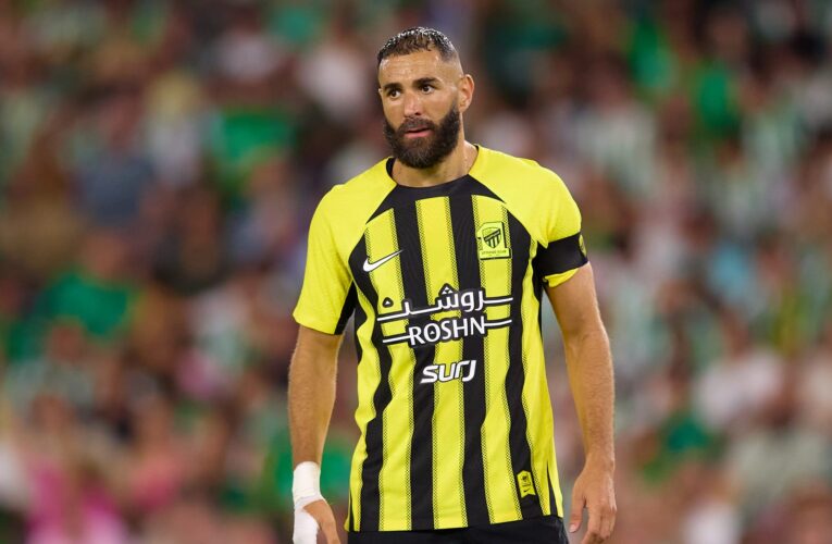 اتحاد جدة يعلّق على لقطة تحية بنزيما لجماهير ناديه السابق ريال مدريد