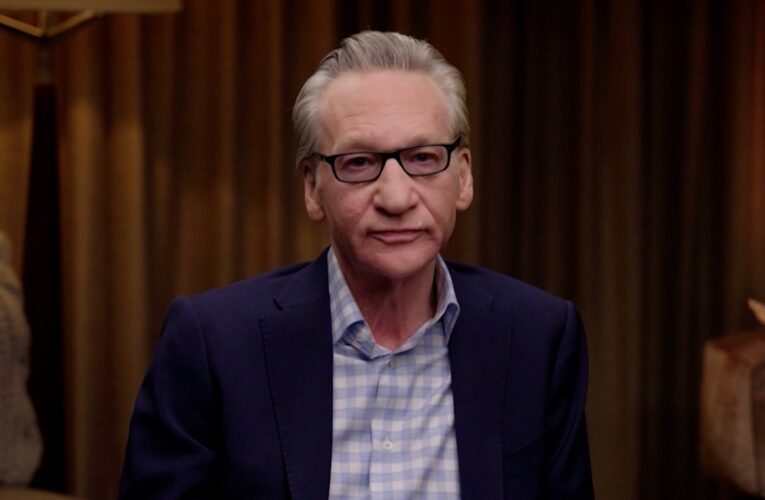 “إذا انتهى الأمر بغوانتانامو”.. هل يخشى بيل ماهر من ولاية ترامب الثانية؟