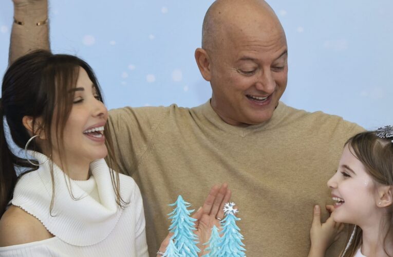 نانسي عجرم وزوجها يحتفلان بعيد ميلاد ابنتهما..”عائلة واحدة إلى الأبد”