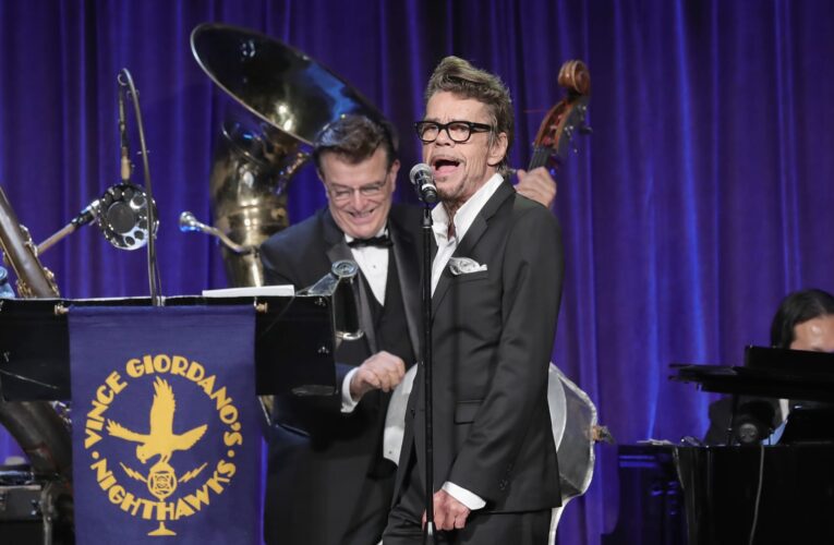 “هذا أسوأ ألم عشته في حياتي”.. ديفيد جوهانسن يصارع السرطان ويطلب المساعدة المالية