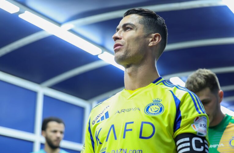 ما موقف رونالدو من السفر إلى إيران للمشاركة في مباراة النصر وبرسبوليس؟