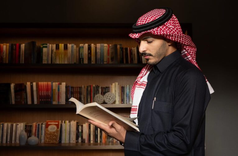 السعودية.. القائمة الكاملة للفائزين بجائزة “القلم الذهبي”