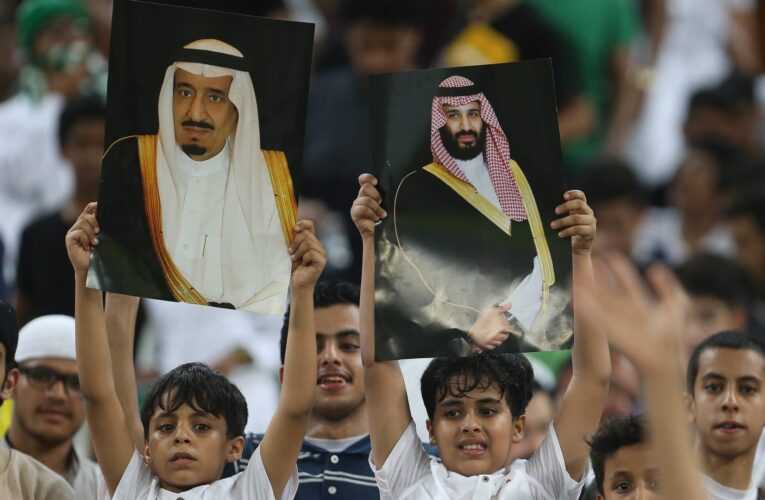 أشارت إلى دور الملك سلمان وولي عهده.. تدوينة عن تأهل المنتخب السعودي لكأس العالم للشباب تثير تفاعلاً