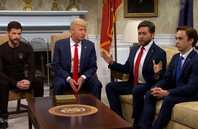 شاهد كيف سخر برنامج كوميدي أمريكي من المشادة بين ترامب وزيلينسكي