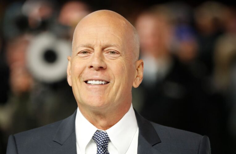 “إنه بخير”.. بروس ويليس يحتفل بعيد ميلاده الـ 70