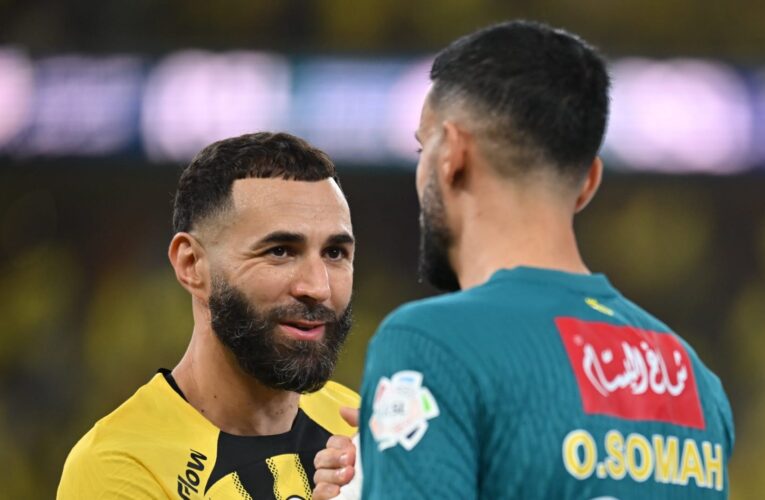 لقطة بين بنزيما وعمر السومة “تخطف الأنظار”.. وحساب الدوري السعودي يعلق