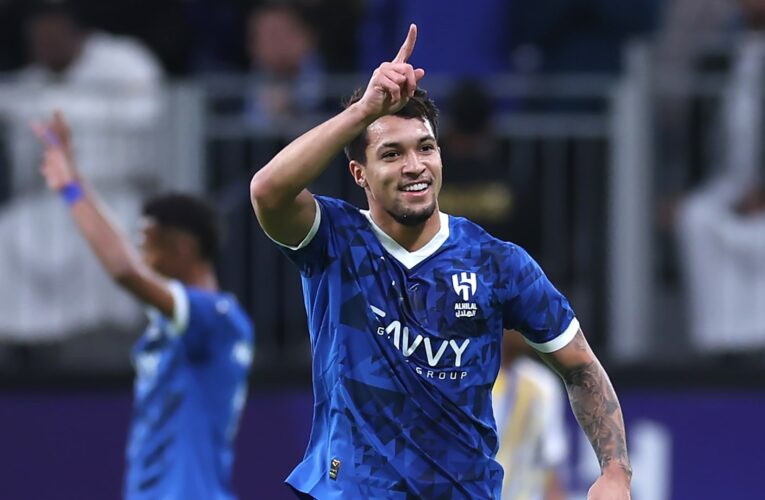 ماركوس ليوناردو “يثير جدلا”.. هذا ما فعله بعد استبداله بمباراة الهلال والاتفاق