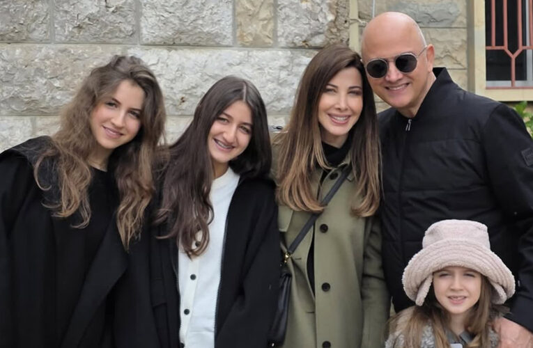 في صور عائلية.. نانسي ونادين وسيرين يحتفلن مع أطفالهن بـ”أحد الشعانين”