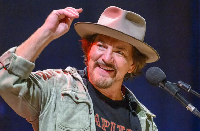 “مسألة وقت”.. فيلم وثائقي عن سعي إيدي فيدر للمساعدة بعلاج مرض نادر