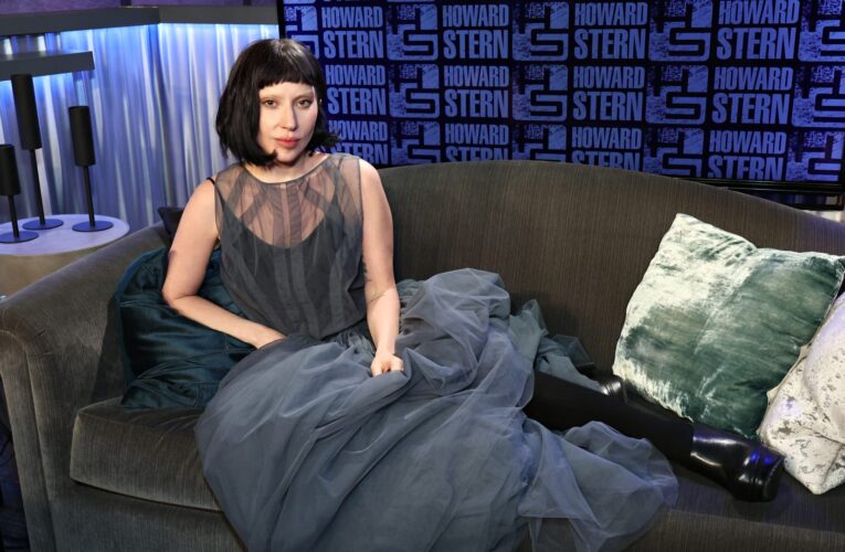 ليدي غاغا تجاوزت عطلا فنيًا في “كوتشيلا”.. كيف كان رد فعلها؟