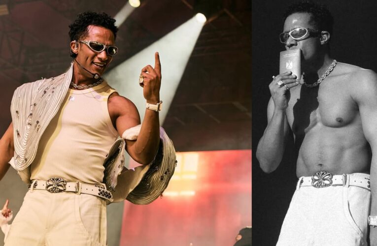 محمد رمضان يقَبل جواز السفر المصري في حفله الثاني بـ”كوتشيلا”