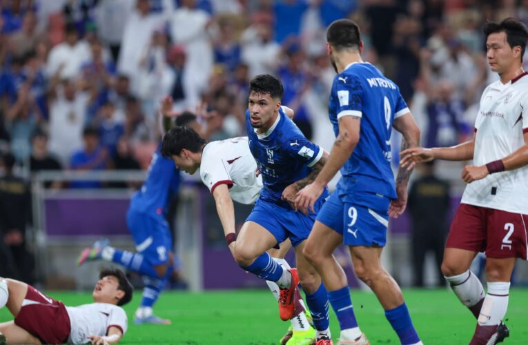تصرف أشعل تفاعلاً.. هذا ما فعله لاعبو غوانغجو بعد الخسارة من الهلال