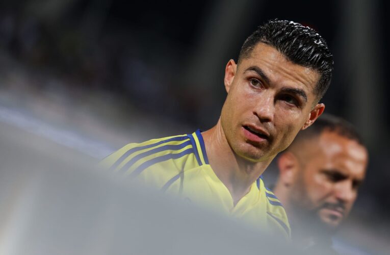 رونالدو يثير تفاعلاً.. هذا ما فعله مع أطفال على هامش مباراة النصر ويوكوهاما