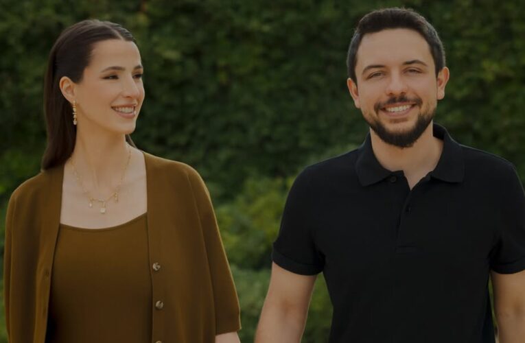 “الغالية أم الغالية”.. الأمير الحسين يهنئ زوجته الأميرة رجوة بعيد ميلادها