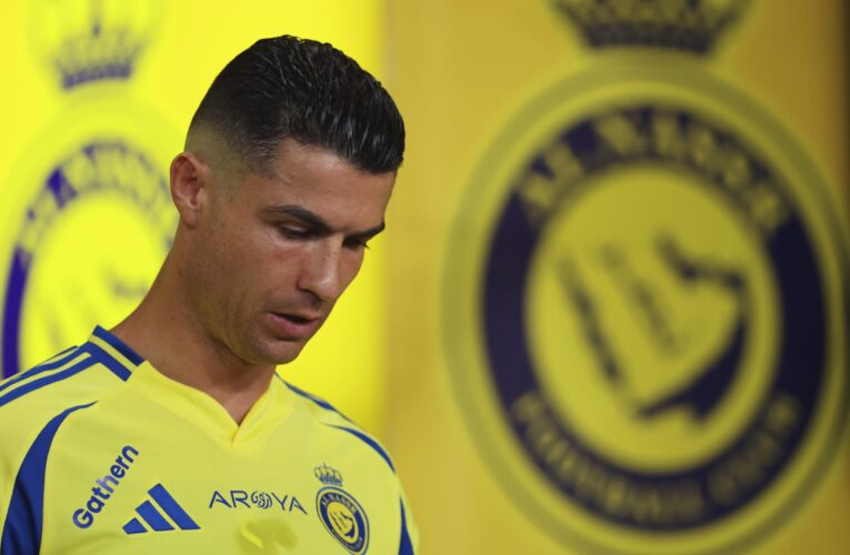 رونالدو يقترب من إنجاز عالمي بقميص النصر.. تعرّف إليه