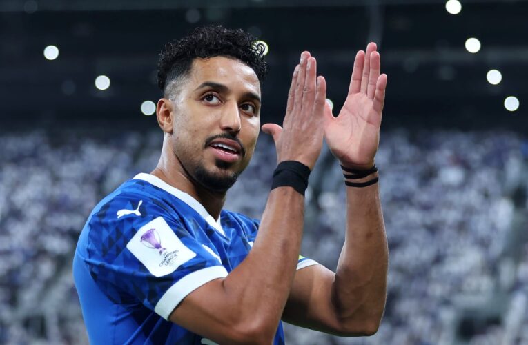 ما مدة العقد الجديد بين سالم الدوسري والهلال السعودي؟
