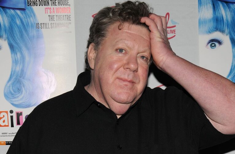 جورج ويندت.. وفاة نجم مسلسل “Cheers” عن عمر 76 عامًا