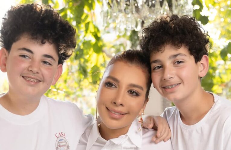 “آدم وعلي الحلم”.. أصالة تحتفل بعيد ميلاد توأمها