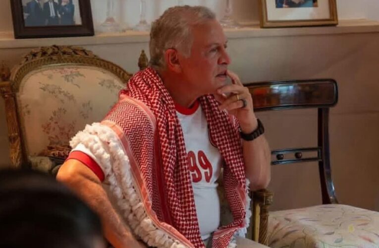 الأردن.. صورة واحدة تبرز للملك عبدالله من بين العديد من اللقطات خلال متابعة مباراة المنتخب من لندن