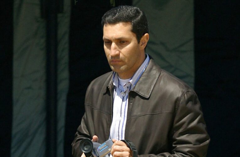 مصر.. أغنية جزائرية يستشهد بها علاء مبارك ويعلق مثيرا تفاعلا