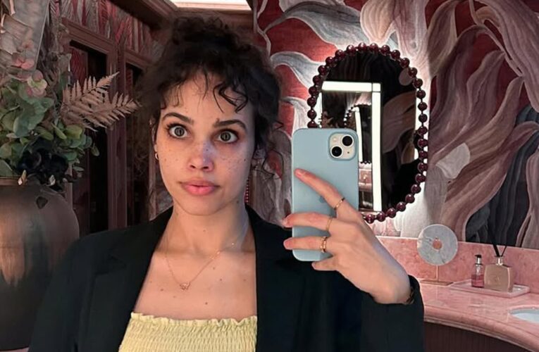 نور عمرو دياب تثير الجدل في فيديو متداول حول علاقتها بوالدها