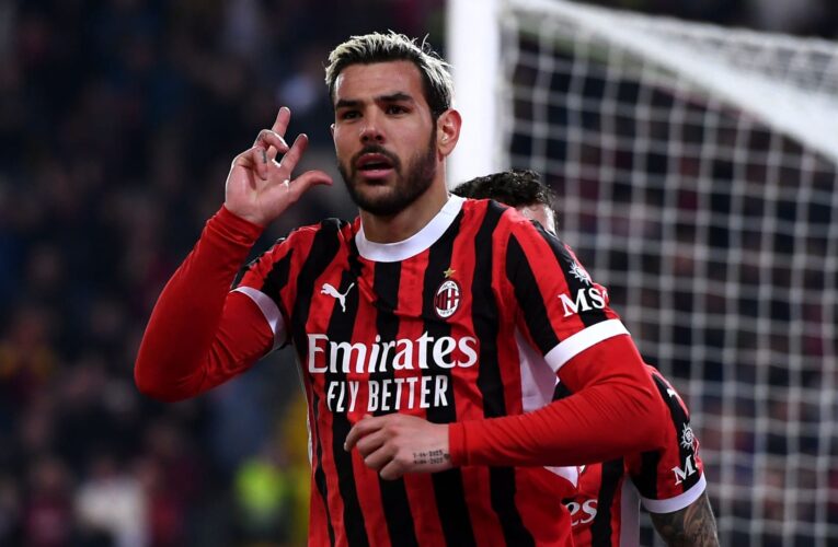 السعودية.. نبأ سار لجماهير الهلال بشأن إمكانية انضمام ثيو هيرنانديز للفريق