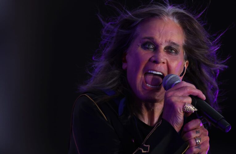 “أمير الظلام”.. وفاة أوزي أوزبورن الأب الروحي لموسيقى “الهيفي ميتال” عن عمر ناهز 76 عاما