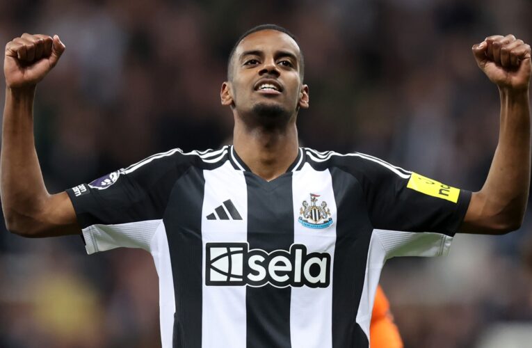 ارتبط اسم اللاعب بالهلال.. مدرب نيوكاسل يعلّق على مستقبل ألكسندر إيزاك