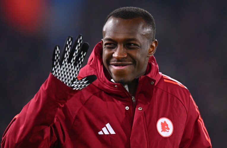 بعد أنباء تربطه بالانتقال إلى الدوري الفرنسي.. ماذا قدم سعود عبد الحميد مع روما؟