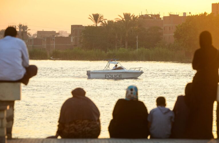 “أنقذ ابنه من الغرق ومات هو”.. تفاصيل وفاة الفنان المصري تيمور تيمور وسط التفاعل