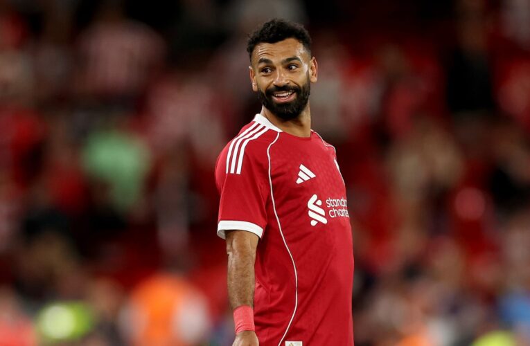 محمد صلاح يكشف الفريق الأوفر حظاً للفوز بلقب البريميرليغ.. من يكون؟